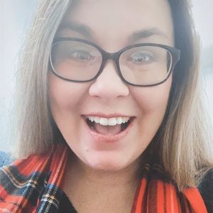 Meet your Posher, Sharon